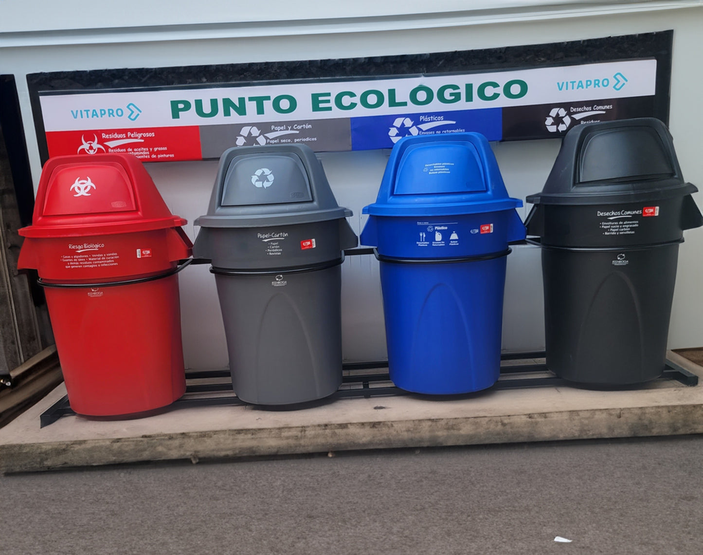 Punto Ecológico de 121 Litros Cuatro Tachos